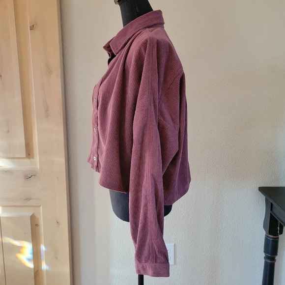 THREAD & SUPPLY Plum Purple Corduroy Cropped Button Down Jacket - Picture 4 of 10